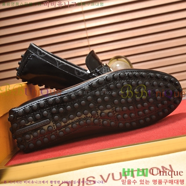  ̺  L7161628-21