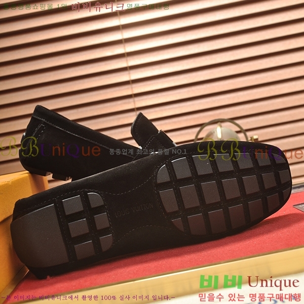 ̺  L7161628-18