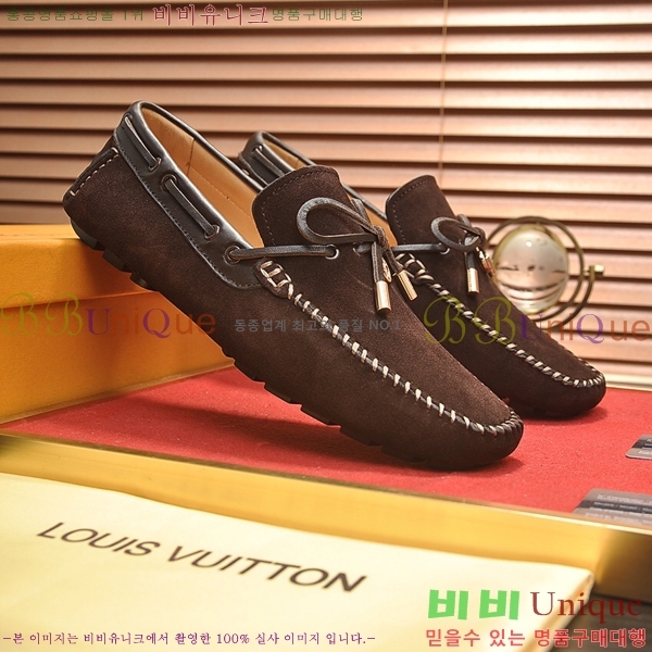  ̺  L7161628-37