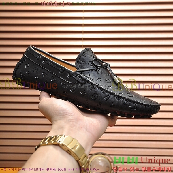  ̺  L7161628-38