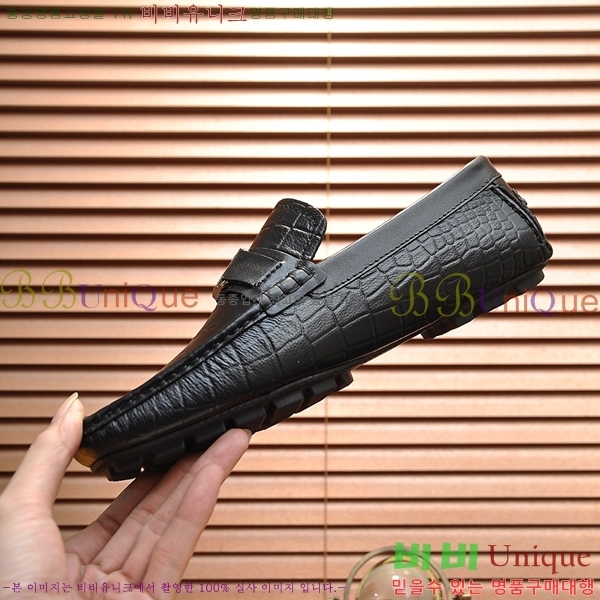  ̺  L7161628-10