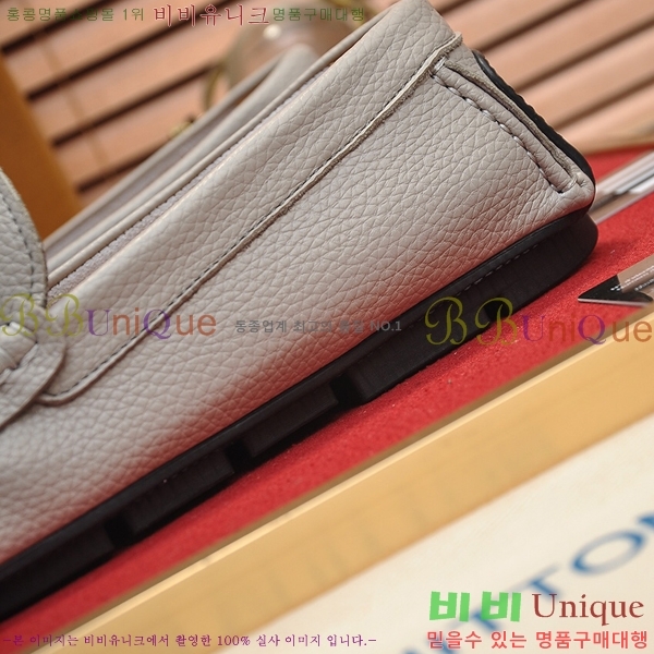  ̺  L7161628-5