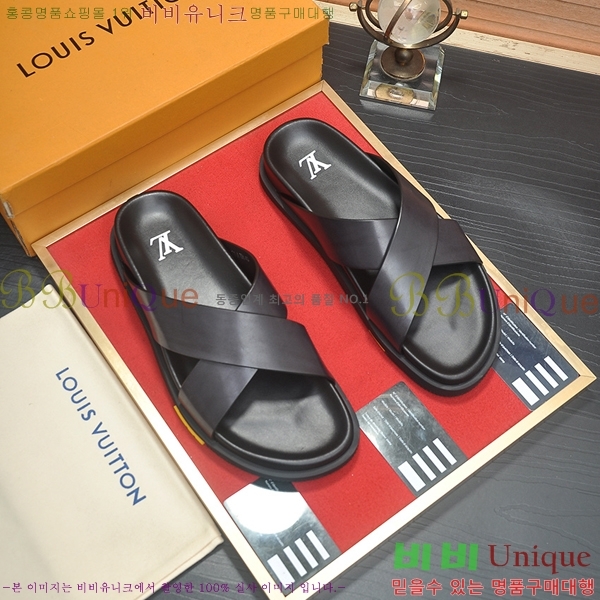  ̺  L8920936-1