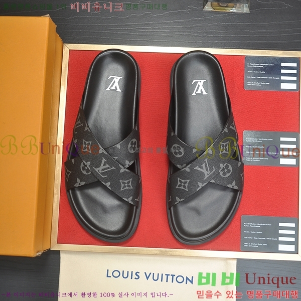  ̺  L8920936-5